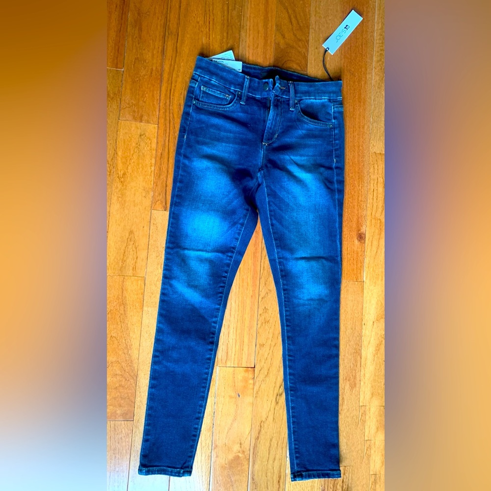 Brand new Joe’s blue jeans side 25 mid rise skinny ankle